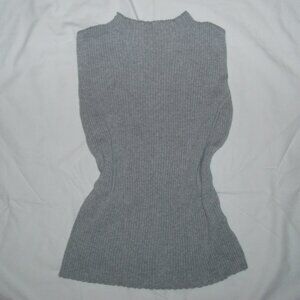 UNIQLO Light Grey Knitted Sleeveless Mock Neck Women's S